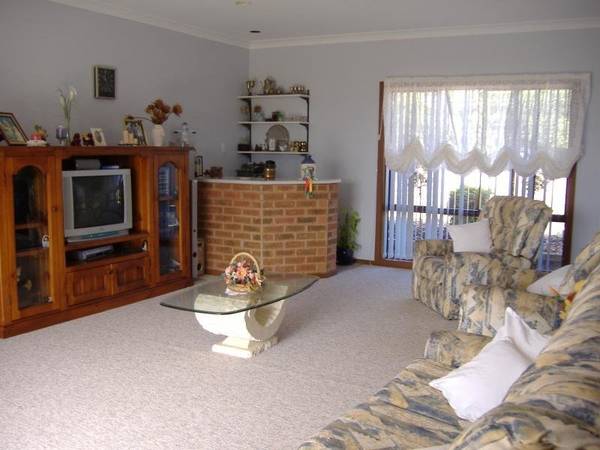 COUNTRY LIVING 25 ACRES FREEHOLD Picture 2