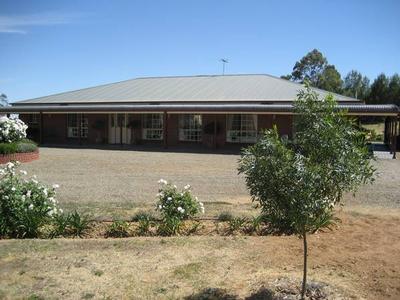 Exceptional Urban Residence Picture Exceptional Urban Residence Picture