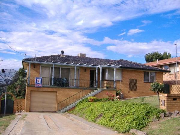 Great Location Picture 1