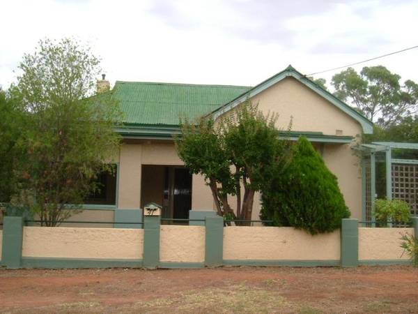 Quality - Style - Space -Location Picture 1