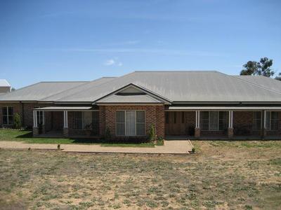 Quality, Contemporary, Spacious Picture