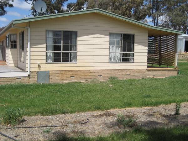 YOUR LIFESTYLE CHANGE OR WEEKEND GETAWAY Picture 3