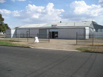 Commercial Corner Block Ideal for retail! Picture