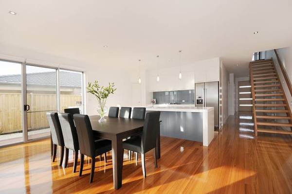 ENTERTAINER WITH OCEAN VIEWS Picture