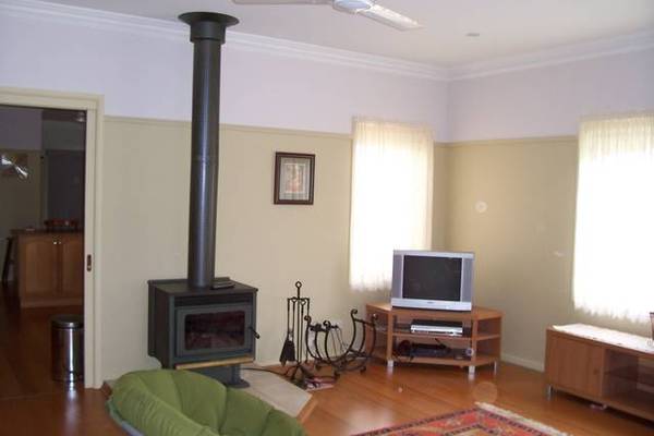 AVAILABLE - 29th January Picture 2