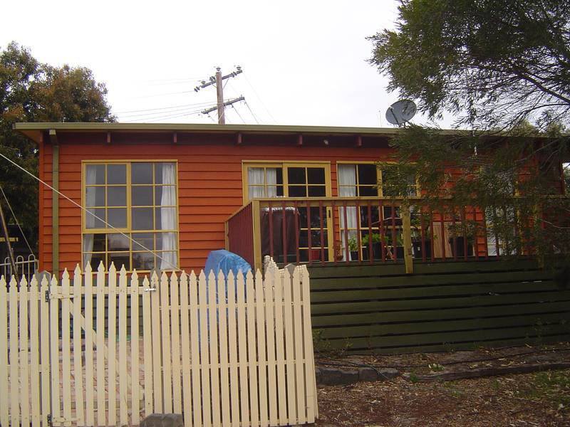 Available 27/3/2009 Picture 1