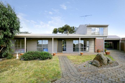 WHAT A BUY. 4 BEDROOM, BIG BLOCK, COURT LOCATION Picture