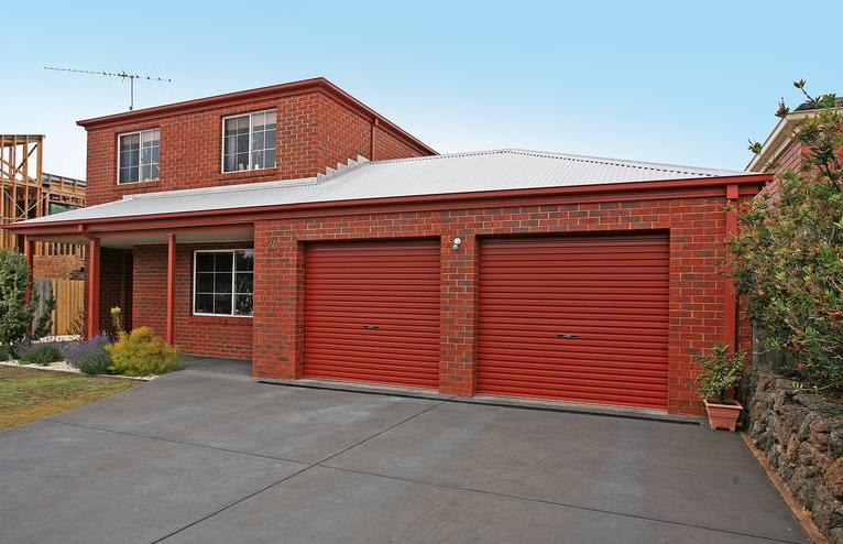 BIG FAMILY HOME FOR A GREAT PRICE Picture 1