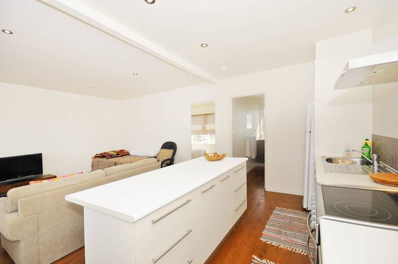 SUPER FOR SINGLES Picture 1