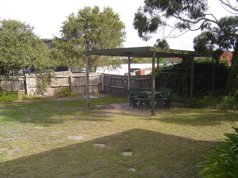 PEACE AND QUIET Picture 2