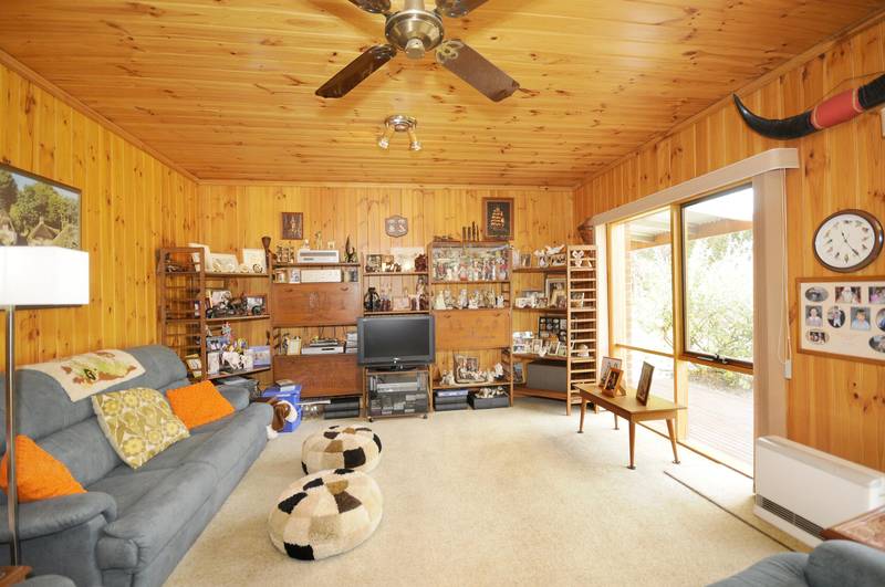 Bells Beach Retreat On 5 Acres Picture 3