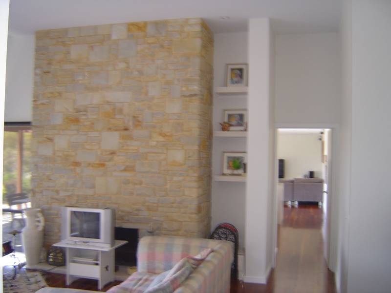 PERFECT FOR THE EXECUTIVE FAMILY Picture 3