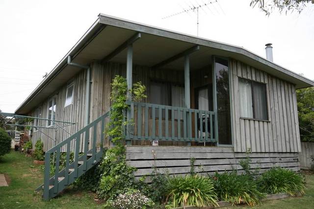 GREAT FIRST BEACH HOME Picture 2