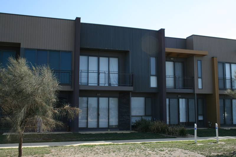 TORQUAY SANDS Picture 1