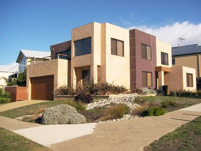 AVAILABLE 24/04/2009 Picture