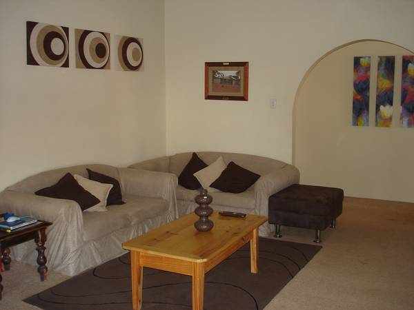 FAMILY FRIENDLY HOME Picture