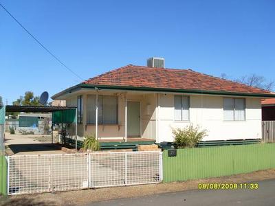Good size Coolgardie home $220.00 P/W Picture Good size Coolgardie home $220.00 P/W Picture