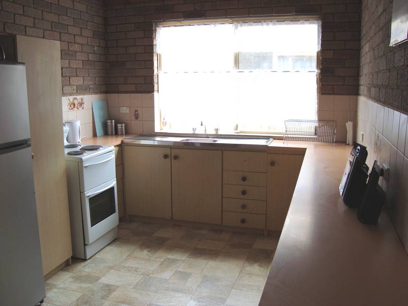 AFFORDABLE FIRST HOME! Picture