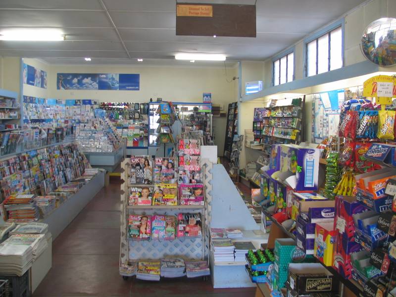 NEWSAGENCY - DELICATESSEN - COMMERCIAL Picture 3