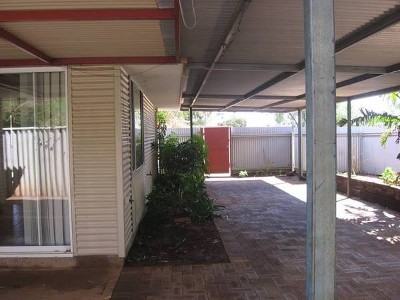 TERRIFIC LOCATION Picture