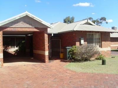 COMPLEX LIVING Picture COMPLEX LIVING Picture