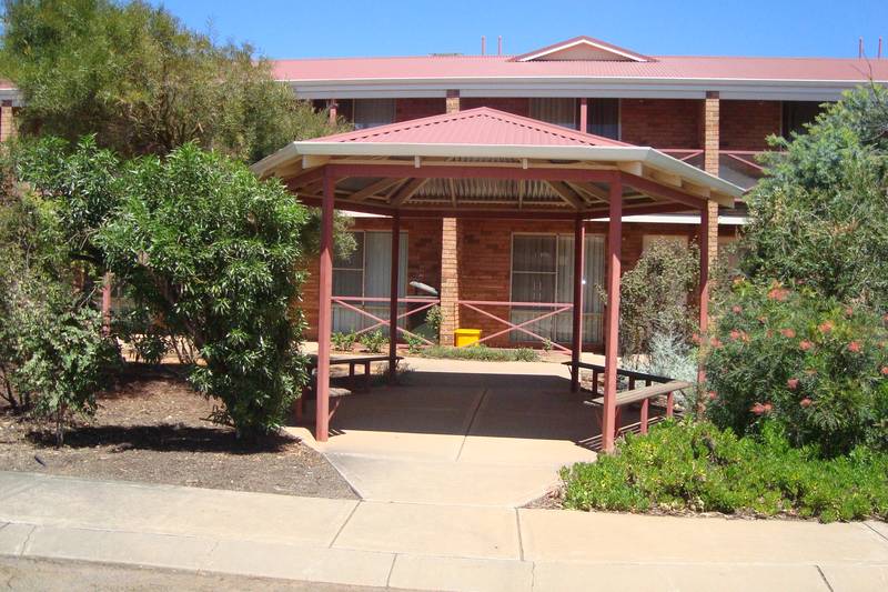 LEASED FOR ANOTHER Picture 3