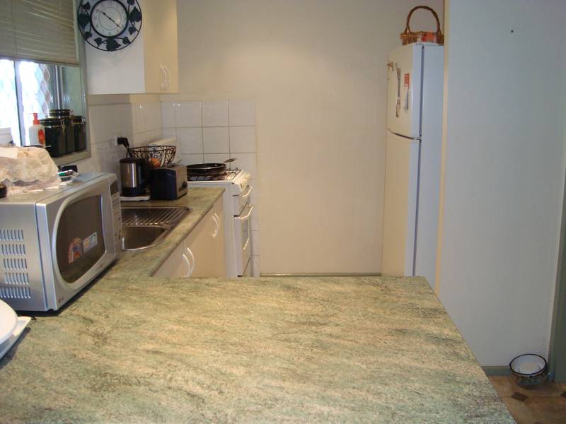 CHEAPER THAN PAYING RENT,SPICK & SPAN! Picture 3