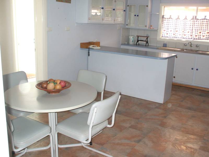 MORE THAN MEETS THE EYE! Picture 3