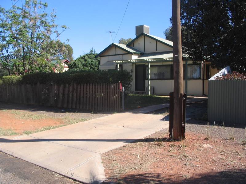 GOOD LOCATION Picture 1