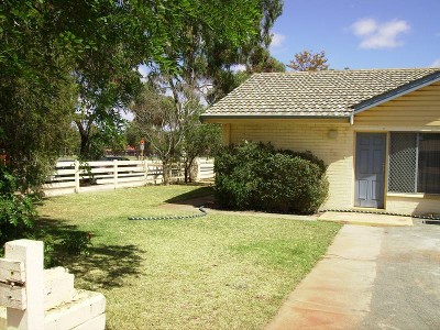 CENTRAL LOCATION Picture