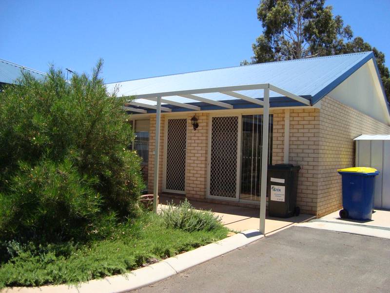 2010 GROH LEASE! Picture 2