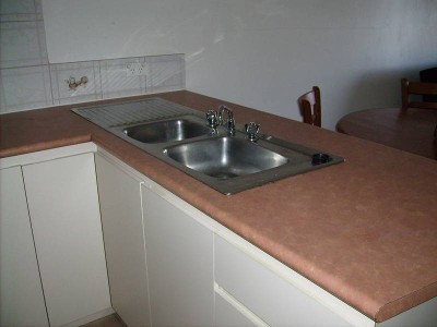 IDEAL FOR THOSE WORKING IN THE CBD Picture