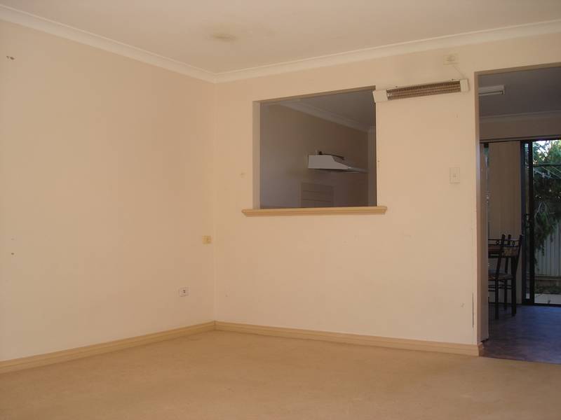 A HOP, SKIP AND A JUMP TO THE MAIN STREET Picture 2