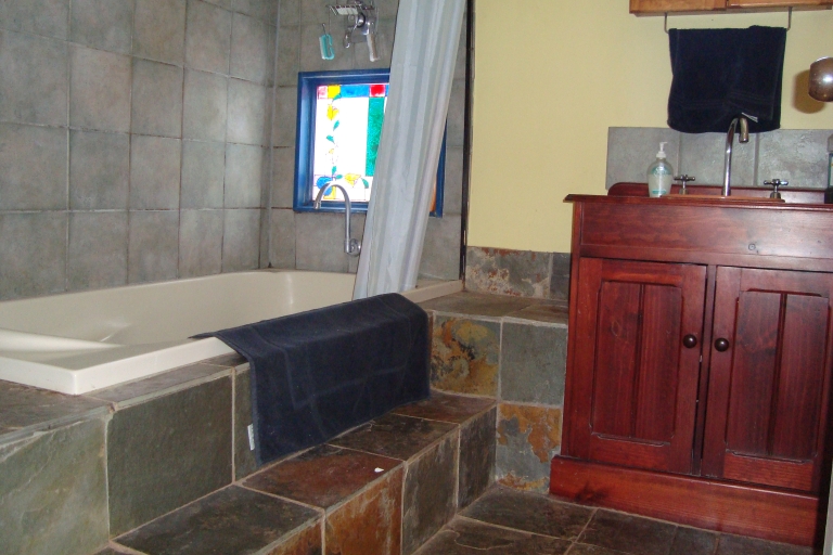 Cute Country Cottage Picture 2