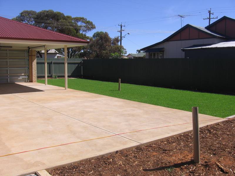 LOVELY EXECUTIVE STYLE HOME Picture 3