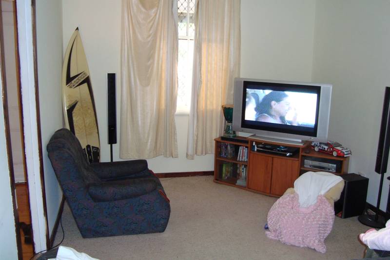 FIRST HOME BUYER'S BARGAIN Picture 2