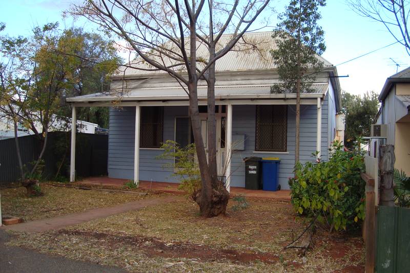 FIRST HOME BUYER'S BARGAIN Picture 1