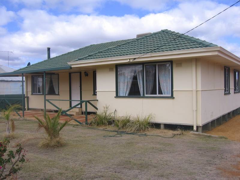 $205.00 p/w Central Coolgardie Picture 1