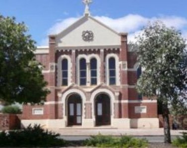 INVEST OR MOVE IN!! Picture