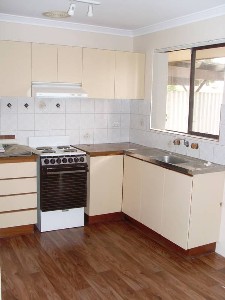 GREAT CENTRAL LOCATION Picture GREAT CENTRAL LOCATION Picture