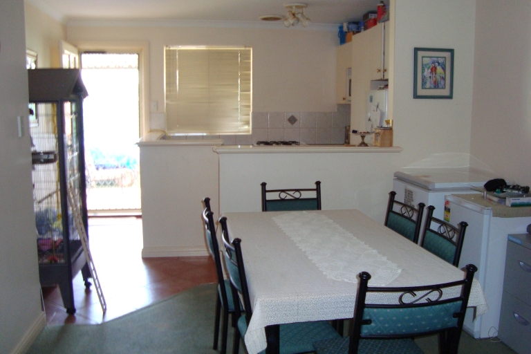 JUST STROLL IN & UNWIND Picture 2