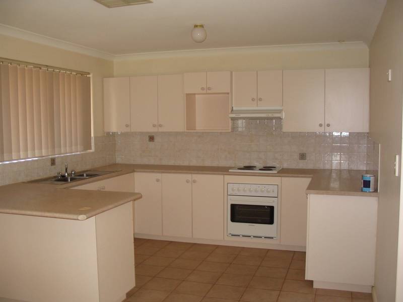 3 Bedroom Brick unit Picture 2