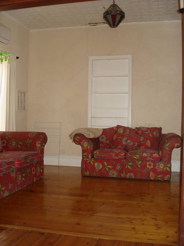 FULLY RENOVATED HOME WITH NOSTALGIC FEATURES Picture 3