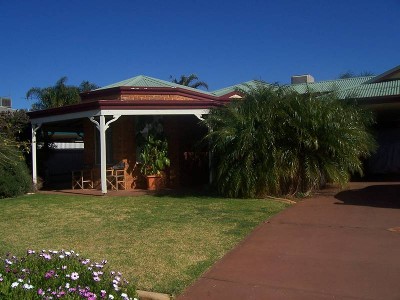 In Sought After Somerville + Pool + 1 Weeks Free Rent Picture