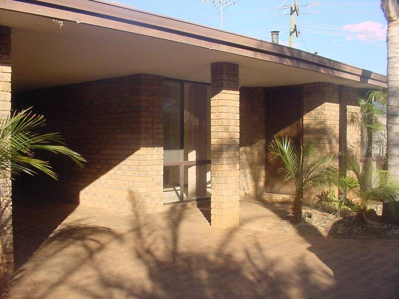 Quiet Complex Picture 1