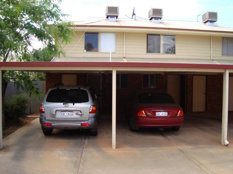 WALKING DISTANCE TO CBD Picture 1