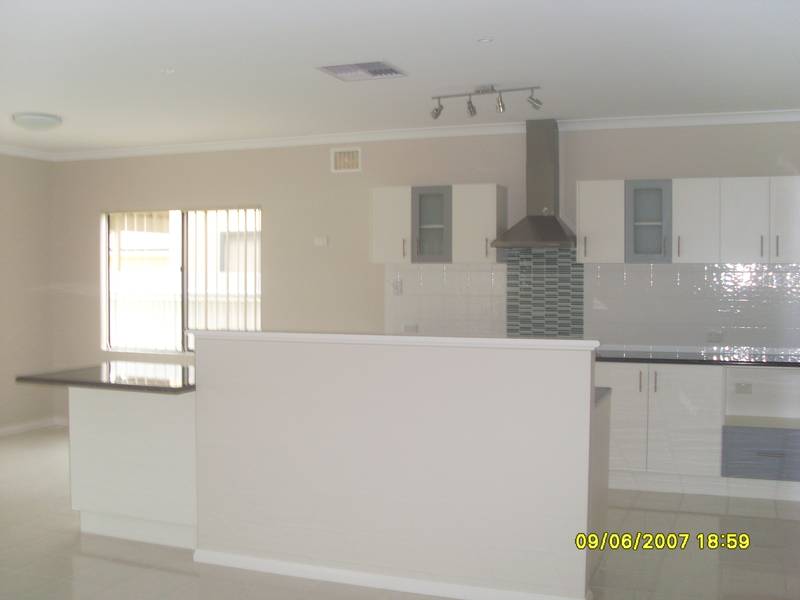 Brand new 4x2 Picture 2