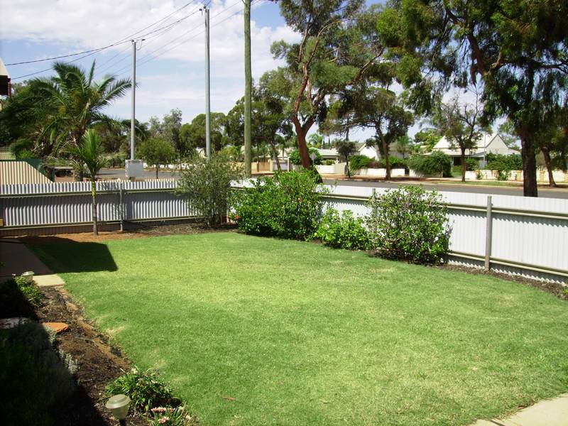 YES, LOCATION IS EVERYTHING Picture 2