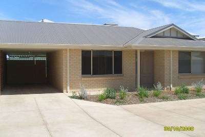 A New 3 Bedroom Unit In A Secure Complex Picture A New 3 Bedroom Unit In A Secure Complex Picture