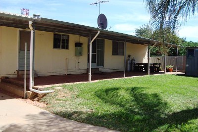 LOW MAINTENANCE
-
LOW STRESS Picture LOW MAINTENANCE
-
LOW STRESS Picture